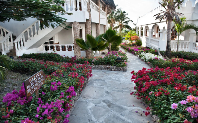 Jacaranda Beach Resort