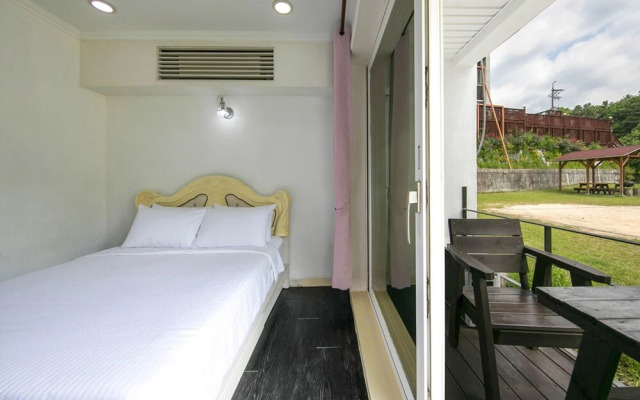 Nami Island O2 Pension