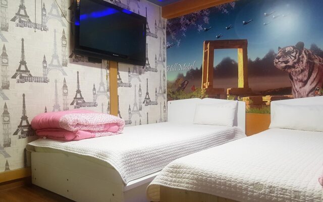 Hill Motel