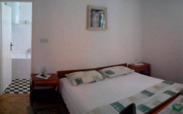 Rooms Liva 60m from the sea