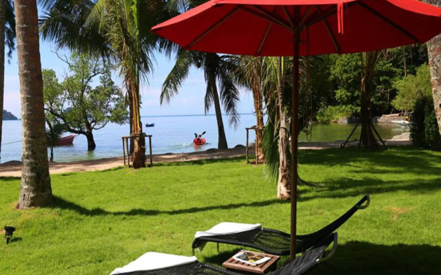 Peninsula Beach Resort
