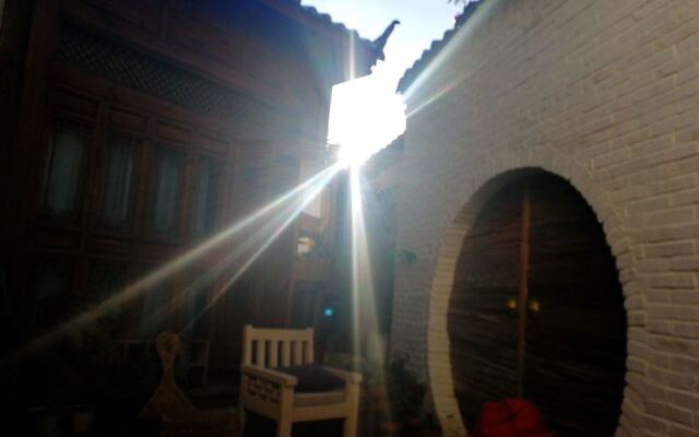 Lijiang Jing Ting Hotel