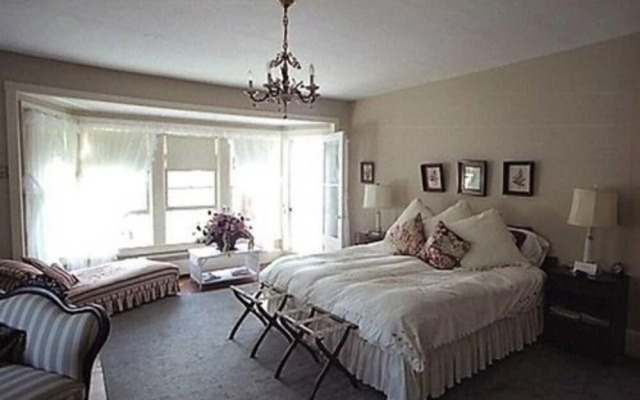 Ruah Bed and Breakfast