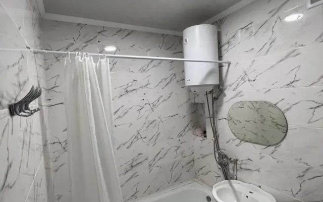 1-room apartment on Toktogula 64v