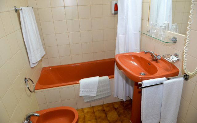 Lagosmar Hotel