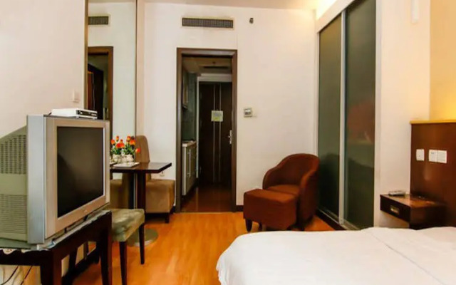 New Space Time Yijia Hotel