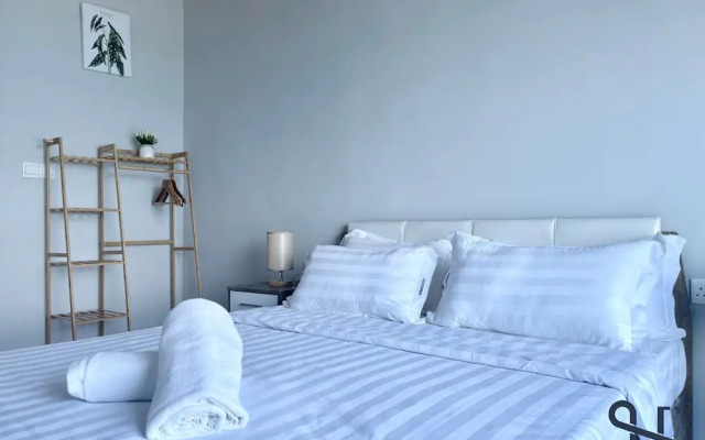 Homesuite' Home at Jesselton Quay