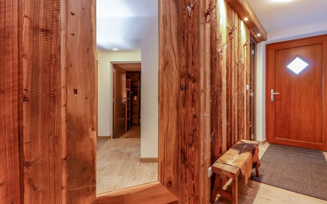 Attractive Holiday Home in Rauris, Near the ski Piste