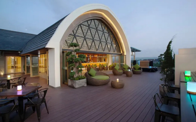 Platinum Hotel Jimbaran Beach Bali