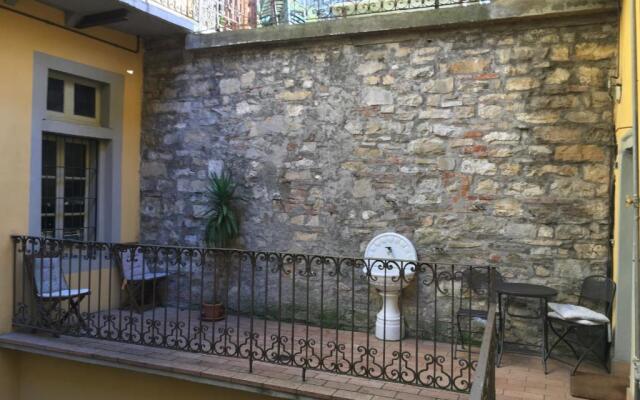 Casa Mario Lupo
