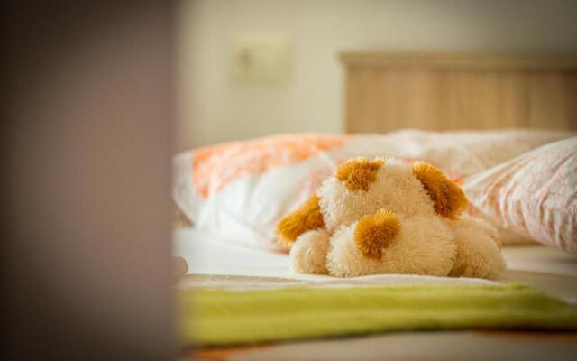 Apartments Emil Zora