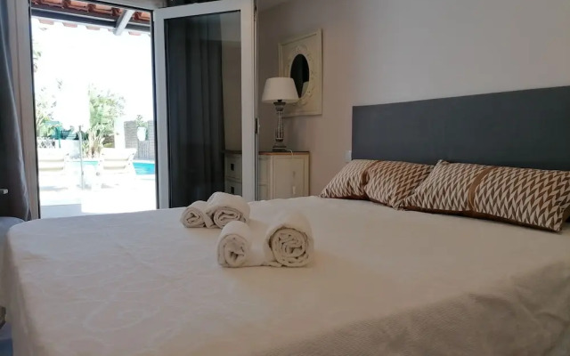 Villa 15,great Spot Ourabeach, Albufeira