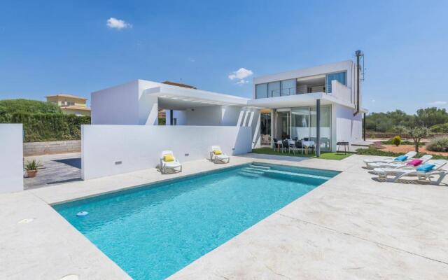 Villa Santa Catalina - Family Only