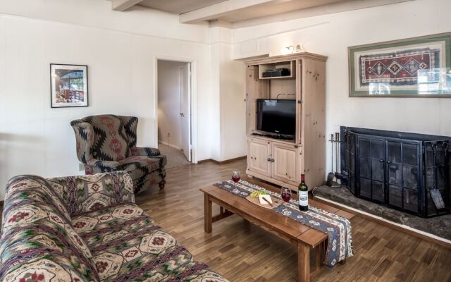 101 Sierra Mountain Cabin - Three Bedroom Cabin