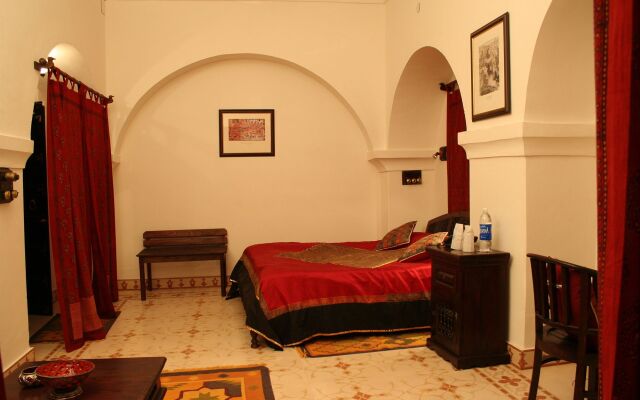 Deogarh Mahal