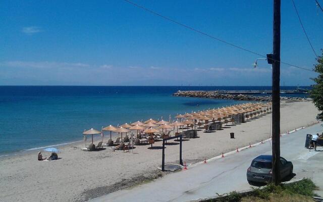 Apartment 60m from sea!