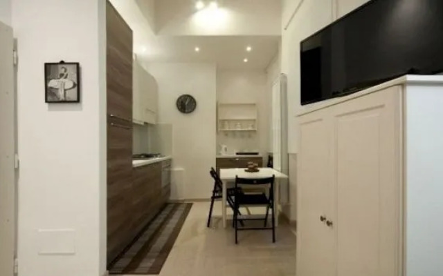 The Roommo Apartments