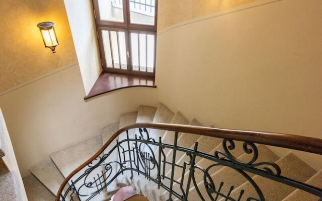 Cracow Old Town Apartment