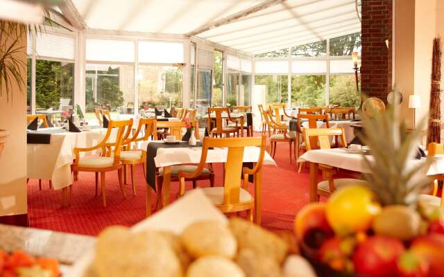 Hotel Dänischer Hof Altenholz by Tulip Inn