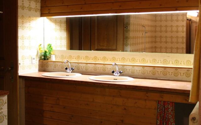 Spacious Chalet in Flachau With Sauna