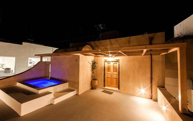 Casasantantonio 18th Century Luxury Mansion