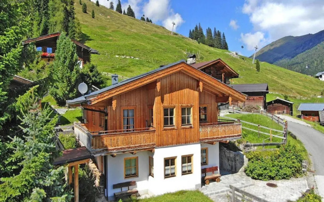Chalet in Konigsleiten Near Zillertal Arena