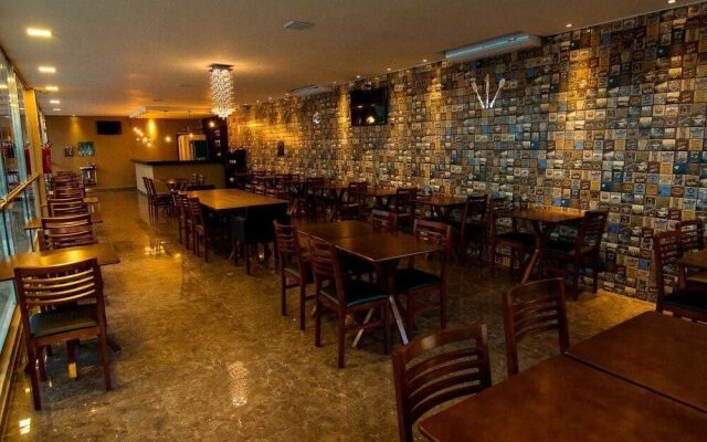 Royal Hotel  Gastronomia