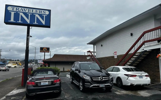OYO Travelers Inn