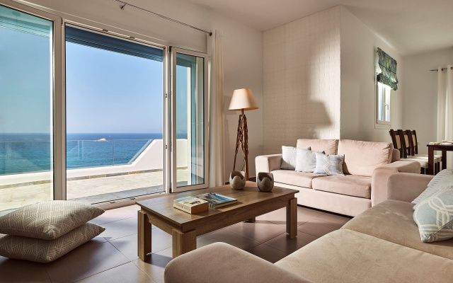 Villa Imperial Milos