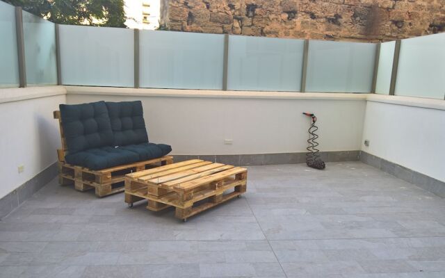 Sacra Famiglia Ausonia Apartment