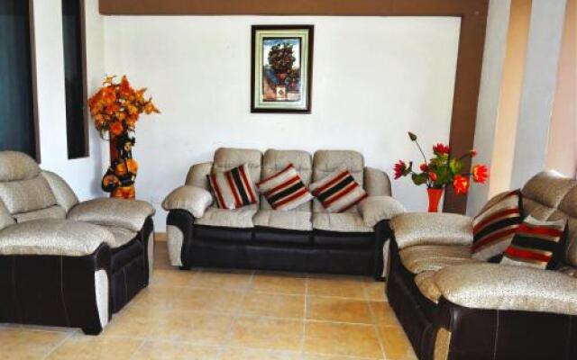 Hospedaje Mayolo