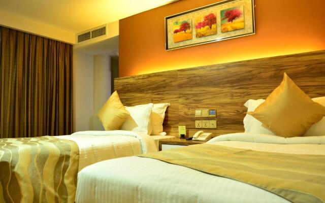 Pearl City Hotel