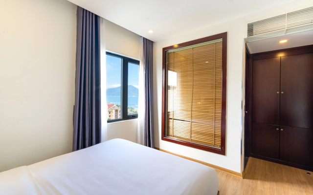 Alani Sea View Hotel