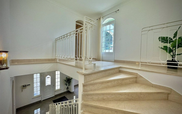 Quarteira Premium Villa by Homing