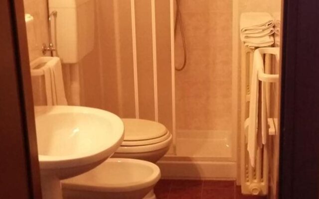 Hotel Caimo Bed-Breakfast