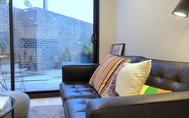 Pride Benleigh Apartment with Garden