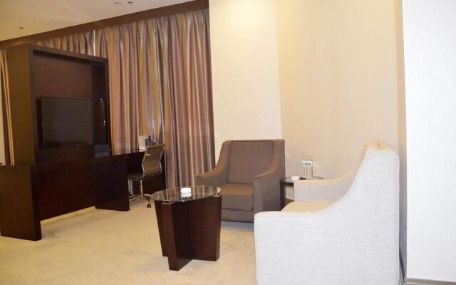 Phoenix Jinghua Hotel