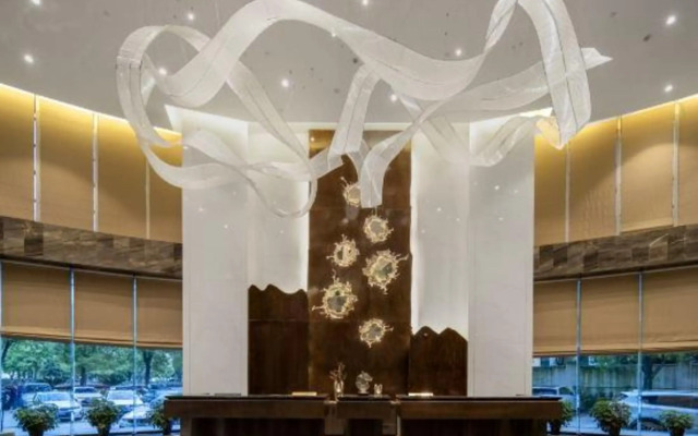 Taizhou Meizhu Hotel (Jiaojiang City Government Avenue Baolongcheng Store)