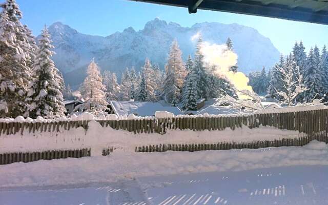 Bäckeralm© - B&B 16 +