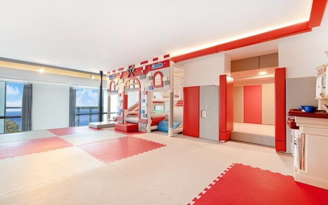 Goseong Belossi Ayajin Kids Poolvilla