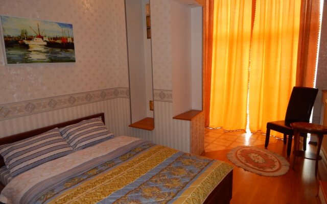 Апартаменты на Большой Морской