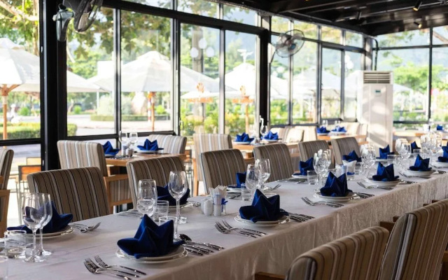 Marina Bay Con Dao Hotel