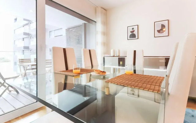 Benfica Prime Terrace by Homing