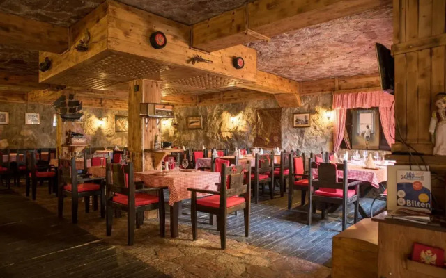Hotel Crnogorska Kuca