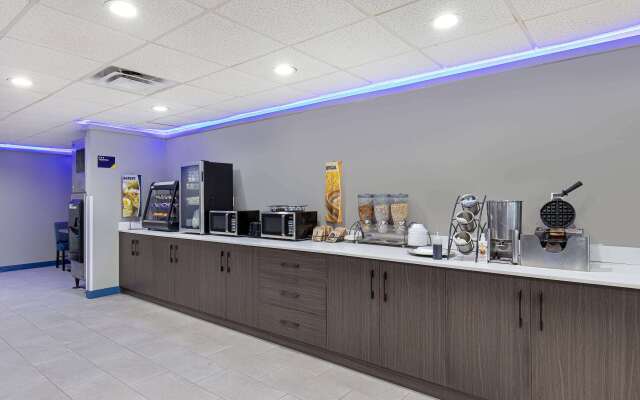 Microtel Inn & Suites by Wyndham Manchester