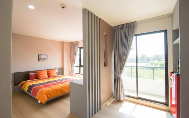 Aparthotel Live at Home Sukhumvit 105