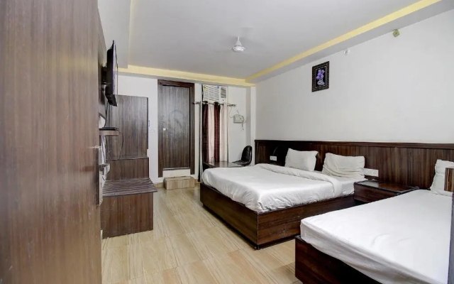 Fabhotel Ps Grand