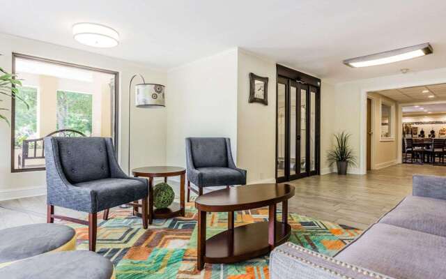Quality Inn Mt. Pleasant - Charleston
