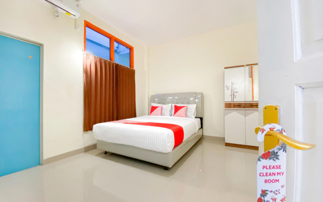 OYO 3092 Falah Residence Syariah