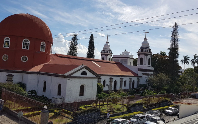 Park View - Airport & City Hotel